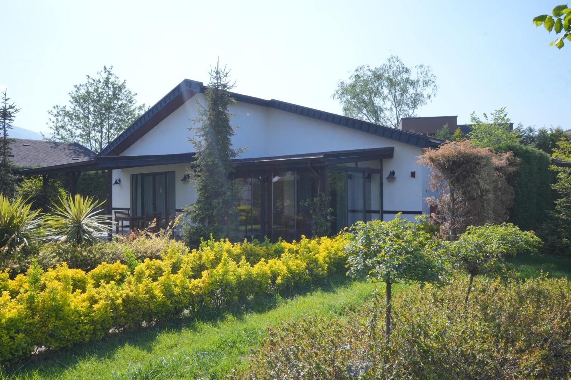 Sapanca Cayir Cimen Otel Exteriör bild