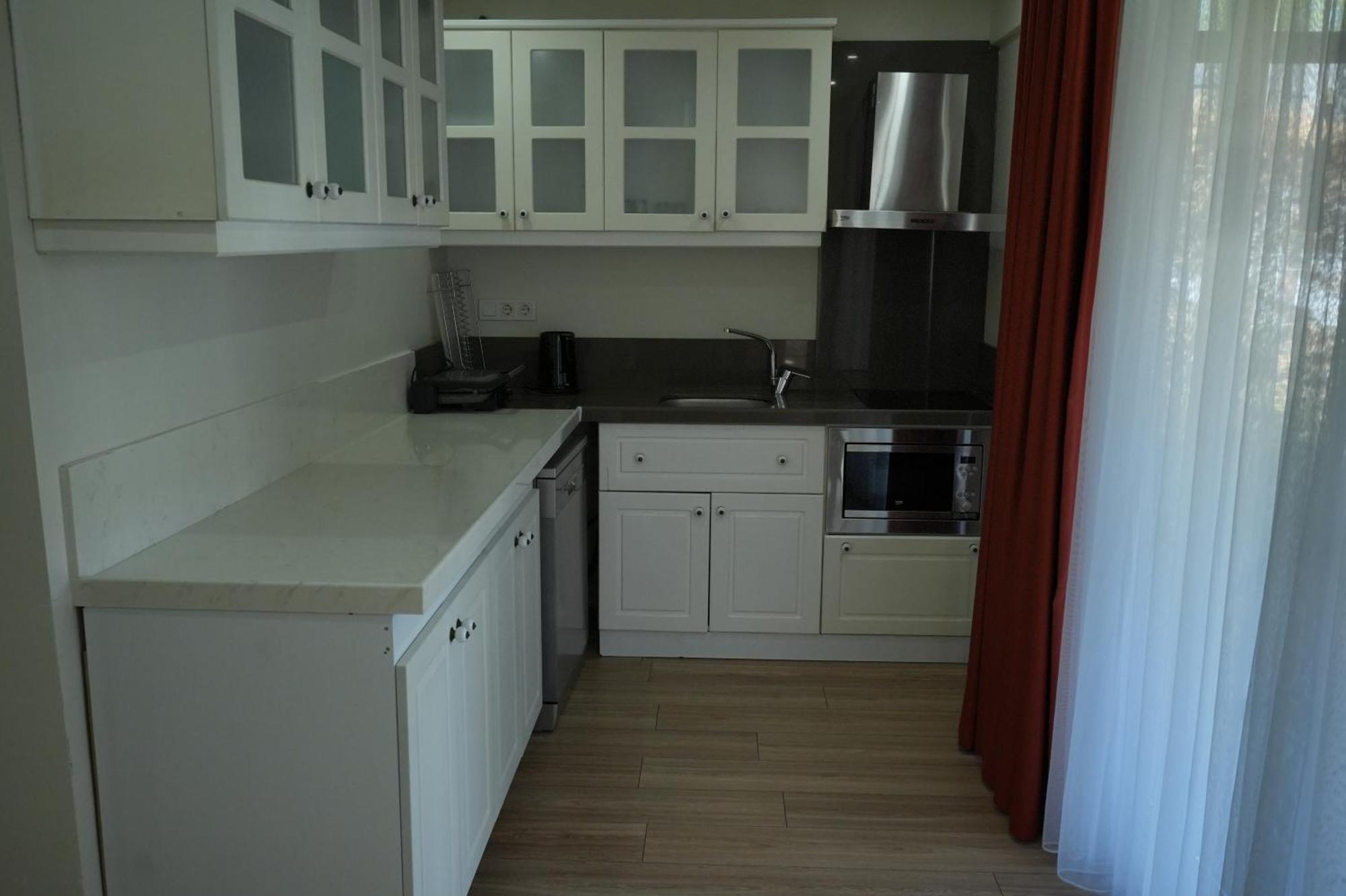 Sapanca Cayir Cimen Otel Exteriör bild